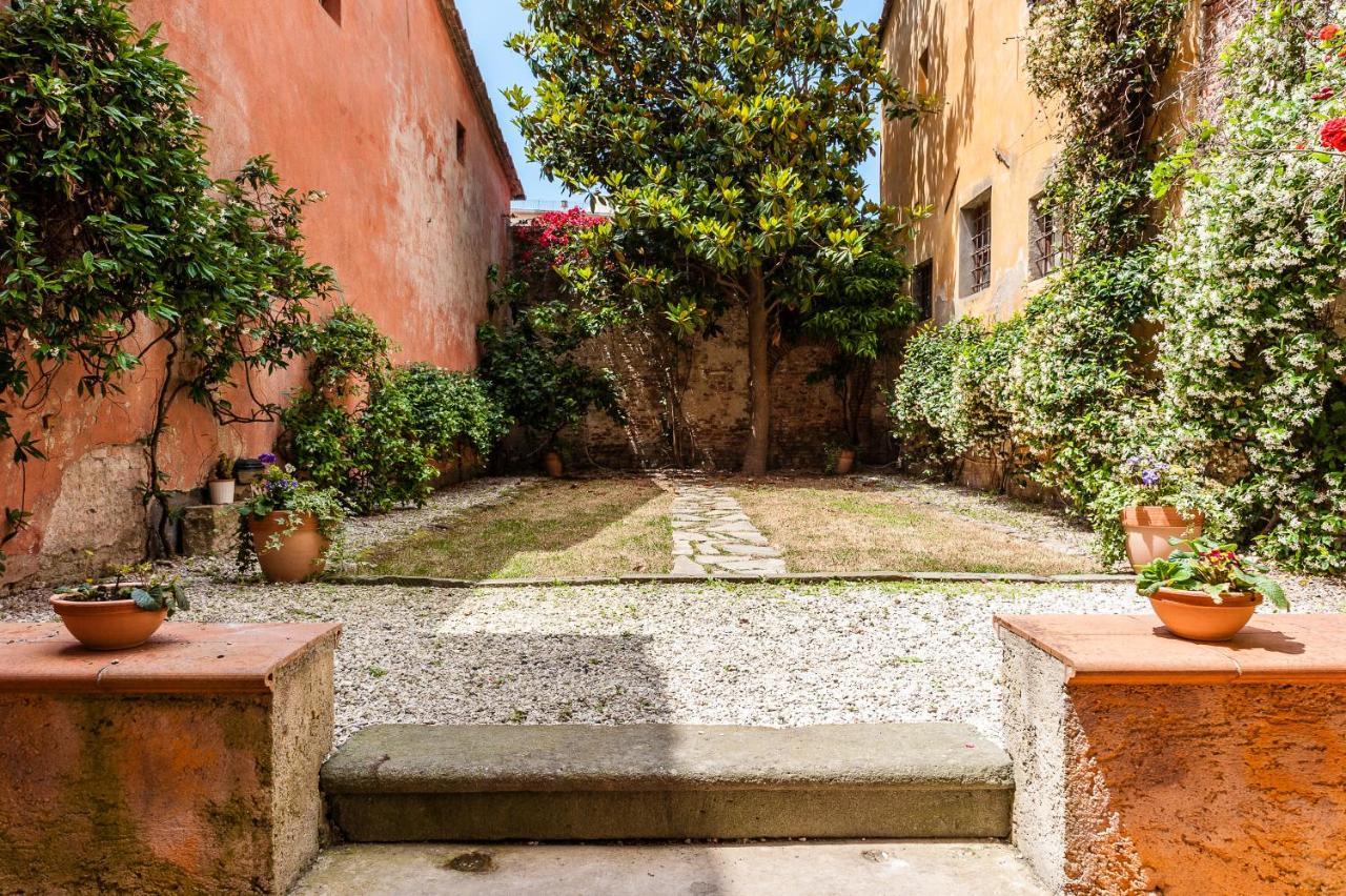 Hostly - Garden House Near The Tower - Historical House With Private Garden Apartment Pisa Ngoại thất bức ảnh